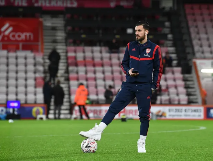Framed Print : Arsenal's Dani Ceballos Prepares for FA Cup Clash Against AFC Bournemouth Framed Print : Arsenal's Dani Ceballos Prepares for FA Cup Clash Against AFC Bournemouth