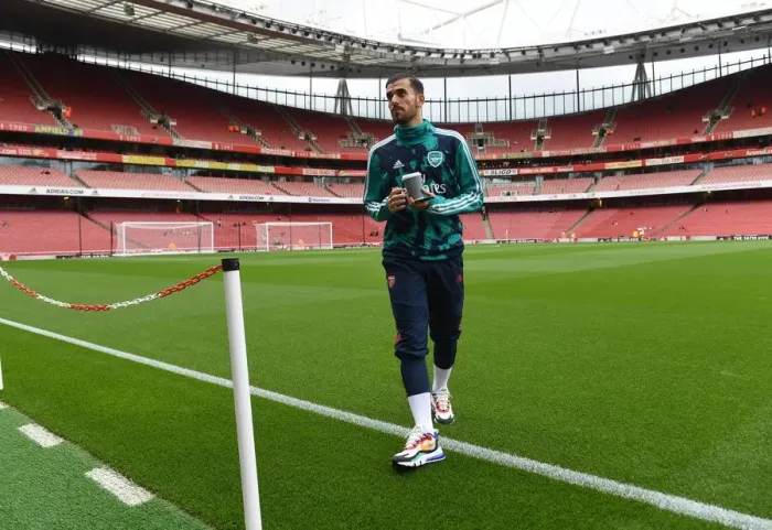 Framed Print : Arsenal's Dani Ceballos Readies for Battle: Arsenal vs. Aston Villa Showdown (September 2019)