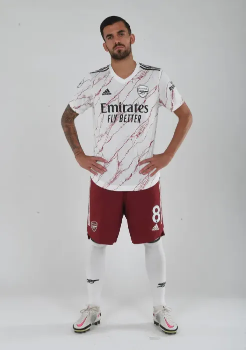 Framed Print : Arsenal's Dani Ceballos Training at London Colney During 2020-21 Season Framed Print : Arsenal's Dani Ceballos Training at London Colney During 2020-21 Season