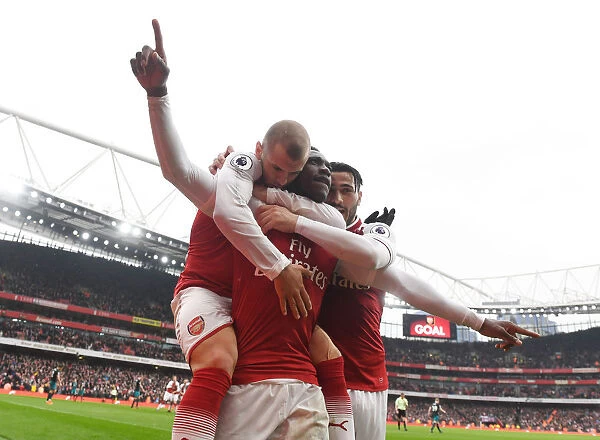 Arsenal's Danny Welbeck, Jack Wilshere, and Sead Kolasinac Celebrate Goal vs Southampton (2017-18)