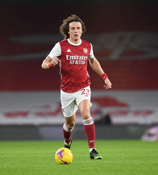 Arsenal's David Luiz in Action at Empty Emirates Stadium Against Crystal Palace (Premier League 2021)