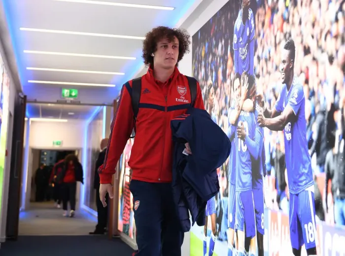 Framed Print : Arsenal's David Luiz Arrives at Leicester City's The King Power Stadium Ahead of Premier League Clash (2019-20)