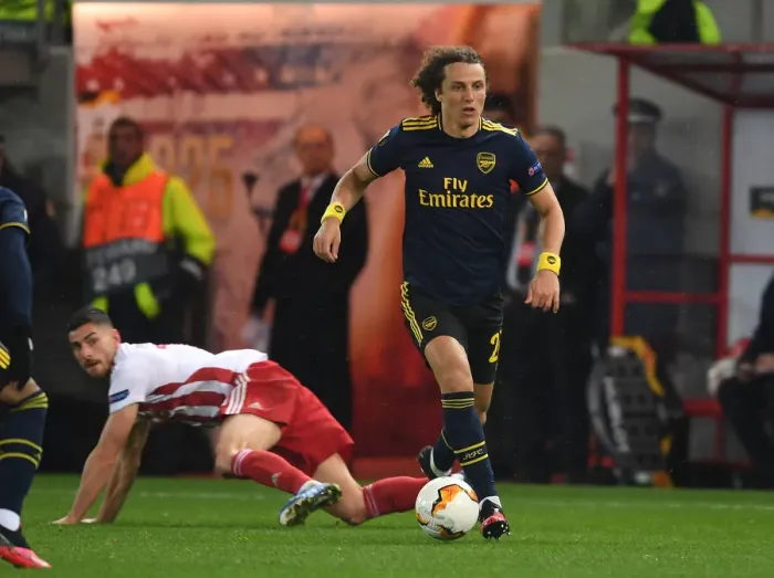 Framed Print : Arsenal's David Luiz Battles Past Olympiacos Guilherme in Europa League Clash