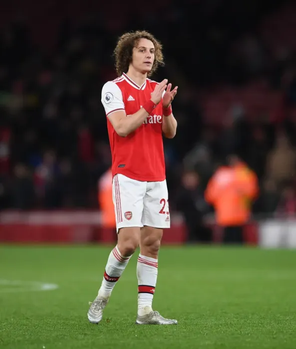 Framed Print : Arsenal's David Luiz Celebrates with Fans After Victory Over Sheffield United Framed Print : Arsenal's David Luiz Celebrates with Fans After Victory Over Sheffield United