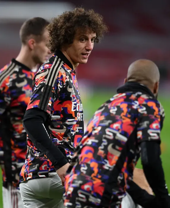 Framed Print : Arsenal's David Luiz Gears Up for Empty Emirates Showdown Against Manchester United (2020-21)