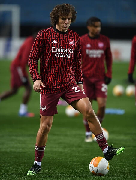 Arsenal's David Luiz Warming Up Ahead of Molde Clash in Europa League