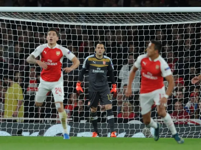Framed Print : Arsenal's David Ospina in Action Against Olympiacos in the 2015 / 16 UEFA Champions League Framed Print : Arsenal's David Ospina in Action Against Olympiacos in the 2015 / 16 UEFA Champions League