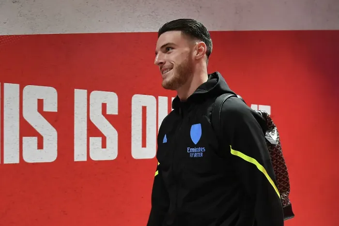 Framed Print : Arsenal's Declan Rice Arrives at Emirates Stadium Ahead of Arsenal v Manchester United (2023-24)
