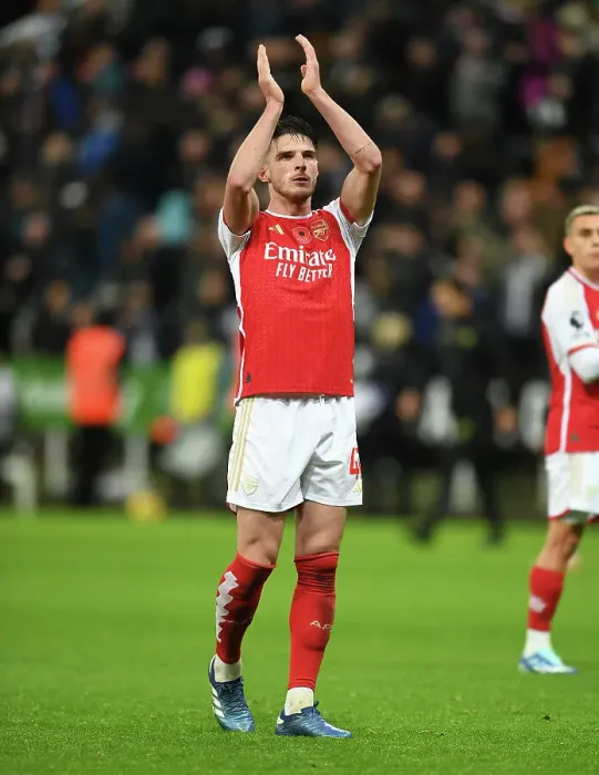 Framed Print : Arsenal's Declan Rice Celebrates with Fans after Newcastle Victory, 2023-24 Premier League Framed Print : Arsenal's Declan Rice Celebrates with Fans after Newcastle Victory, 2023-24 Premier League