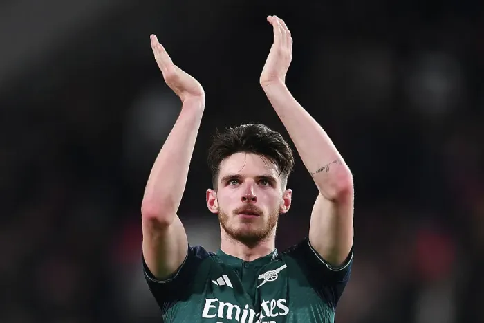 Framed Print : Arsenal's Declan Rice Celebrates UEFA Champions League Victory with Fans at PSV Eindhoven