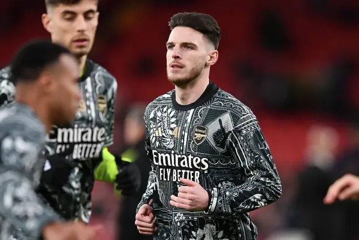 Framed Print : Arsenal's Declan Rice Gears Up for Liverpool Showdown - Premier League 2023-24 Framed Print : Arsenal's Declan Rice Gears Up for Liverpool Showdown - Premier League 2023-24