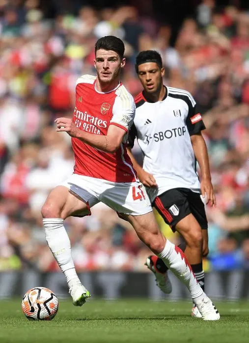 Framed Print : Arsenal's Declan Rice Scores Thriller Against Fulham in 2023-24 Premier League