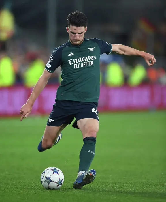 Framed Print : Arsenal's Declan Rice Shines: RC Lens Outshone in 2023 / 24 UEFA Champions League