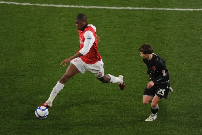 Framed Print : Arsenal's Diaby and Carroll Shine in FA Cup Fifth Round: Arsenal 5-0 Leyton Orient Framed Print : Arsenal's Diaby and Carroll Shine in FA Cup Fifth Round: Arsenal 5-0 Leyton Orient