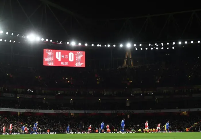 Framed Print : Arsenal's Dominant Performance: 4-0 Over Everton in Premier League