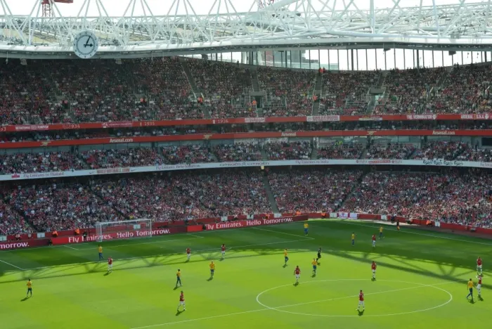 Framed Print : Arsenal's Dominant Performance: 6-1 Over Southampton at Emirages Stadium, Barclays Premier League Framed Print : Arsenal's Dominant Performance: 6-1 Over Southampton at Emirages Stadium, Barclays Premier League