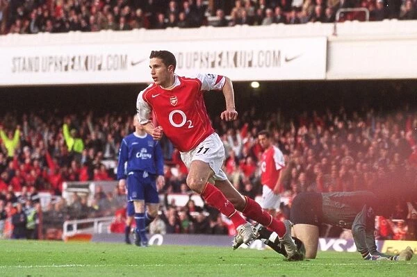 Arsenal's Dominant Victory: 7-0 Over Everton in the Barclays Premiership, Highbury, London, 11 / 5 / 05