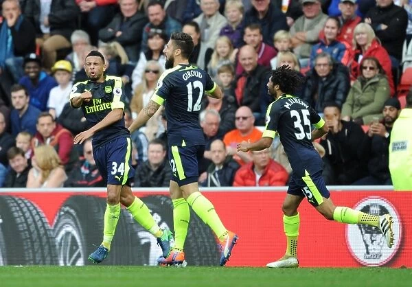Arsenal's Double Celebration: Giroud, Coquelin, and Elneny at Sunderland (2016-17)
