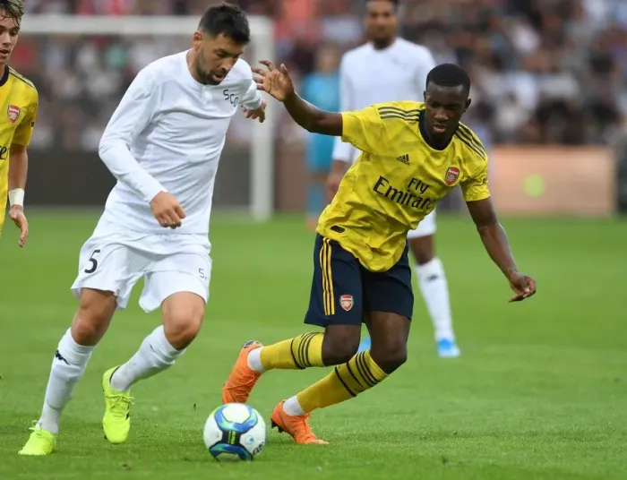 Framed Print : Arsenal's Eddie Nketiah Closes Down Angers Thomas Mangani in 2019 Pre-Season Friendly