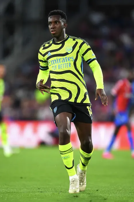 Framed Print : Arsenal's Eddie Nketiah Focuses Ahead at Crystal Palace, Premier League 2023-24