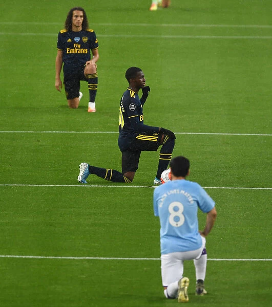 Arsenal's Eddie Nketiah Kneels Before Manchester City Match, Premier League 2019-2020