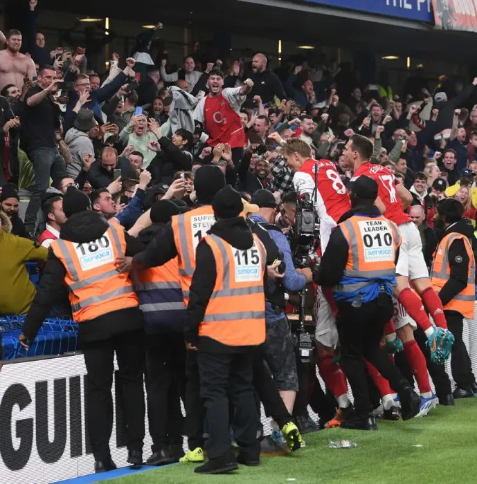 Framed Print : Arsenal's Eddie Nketiah Scores Third Goal: Chelsea vs. Arsenal, Premier League 2021-22 Framed Print : Arsenal's Eddie Nketiah Scores Third Goal: Chelsea vs. Arsenal, Premier League 2021-22