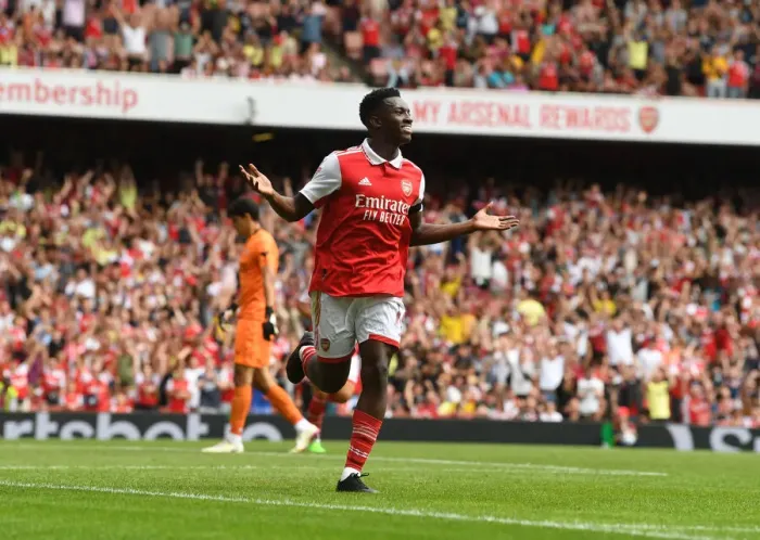 Framed Print : Arsenal's Eddie Nketiah Scores in Pre-Season Victory over Sevilla at Emirates Cup 2022