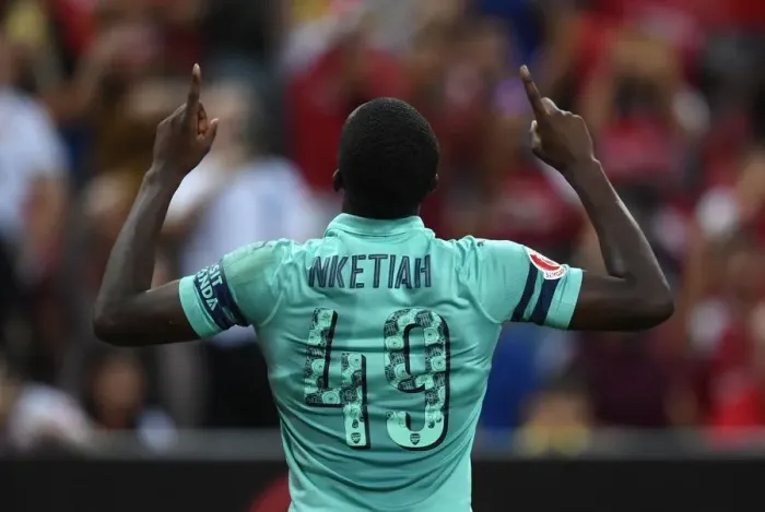 Framed Print : Arsenal's Eddie Nketiah Scores Stunner: Arsenal Stuns Paris Saint-Germain in 2018 International Champions Cup, Singapore