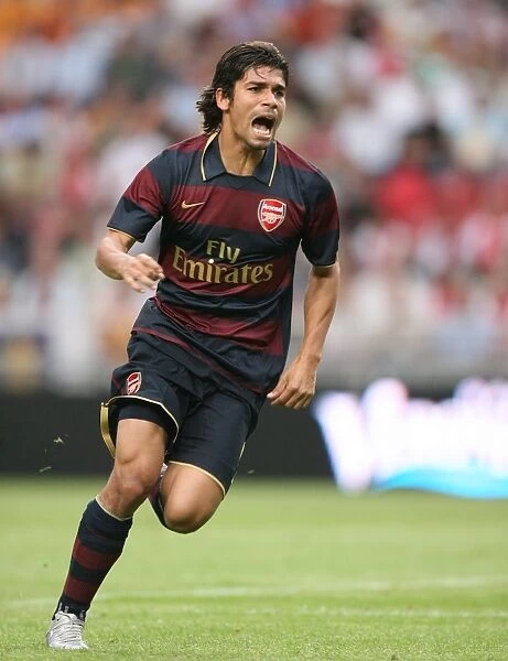 Arsenal's Eduardo Scores the Winning Goal: 2-1 against Lazio at Amsterdam Tournament