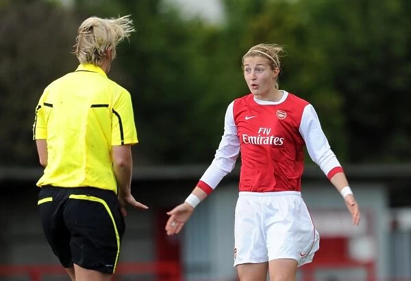 Arsenal's Ellen White Scores in Champions League Victory over Rayo Vallecano (4-1)