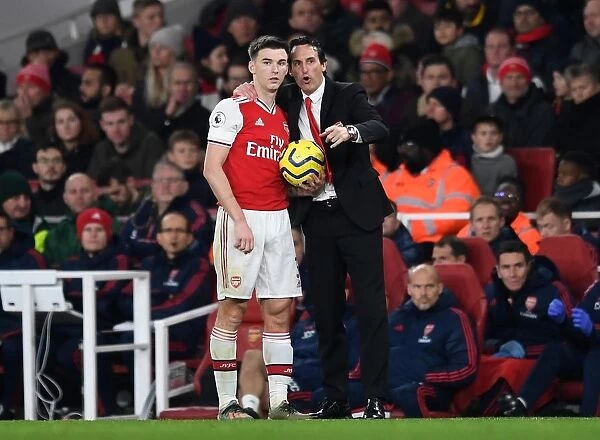 Arsenal's Emery and Tierney: Focused during Arsenal vs Southampton (2019-20)