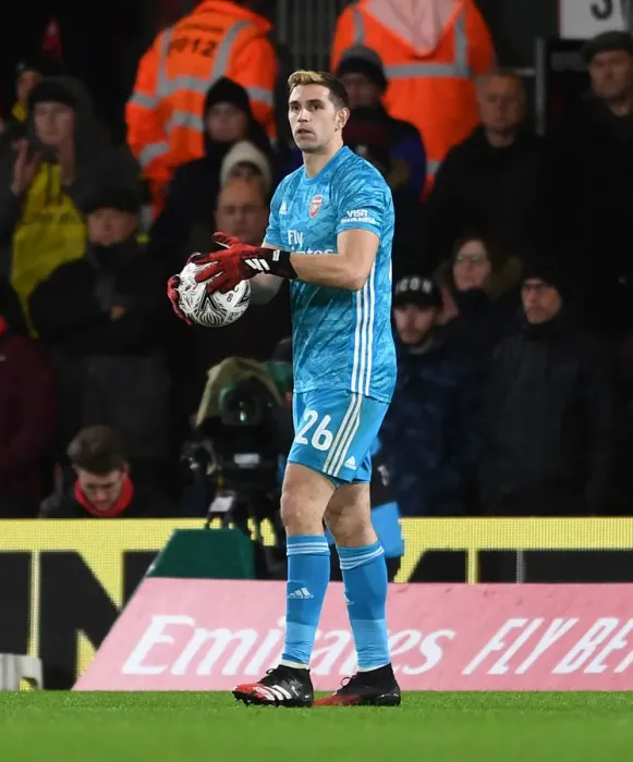 Framed Print : Arsenal's Emi Martinez in Action against AFC Bournemouth in FA Cup Fourth Round