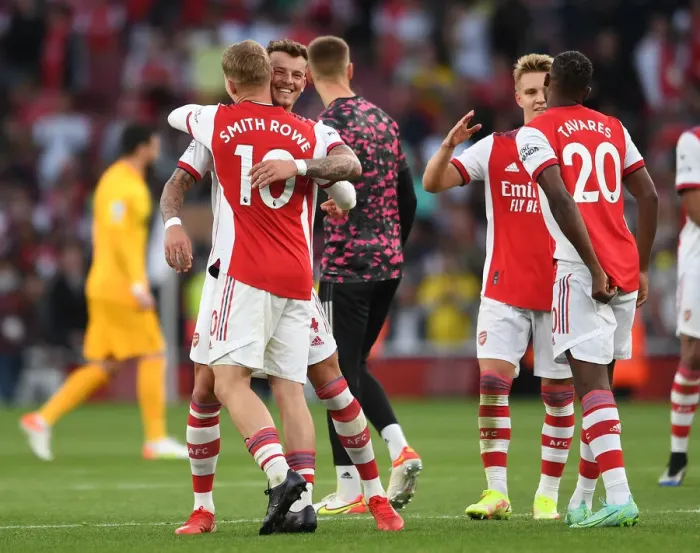 Framed Print : Arsenal's Emile Smith Rowe and Ben White Celebrate Victory Over Tottenham Hotspur Framed Print : Arsenal's Emile Smith Rowe and Ben White Celebrate Victory Over Tottenham Hotspur