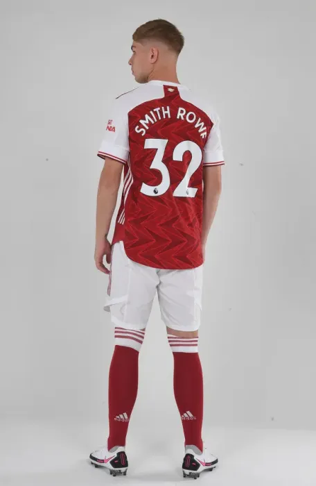 Framed Print : Arsenal's Emile Smith Rowe Gears Up for 2020-21 Season in Training Framed Print : Arsenal's Emile Smith Rowe Gears Up for 2020-21 Season in Training