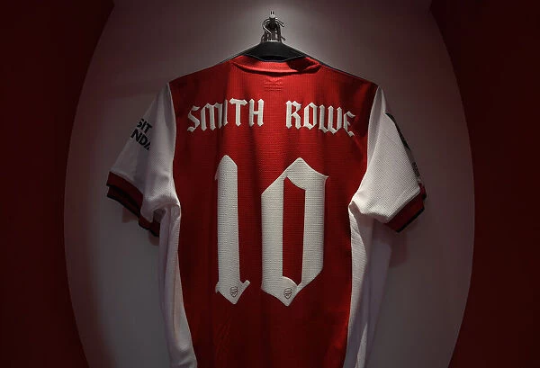 Arsenal's Emile Smith Rowe Prepares for Carabao Cup Showdown Against Leeds United