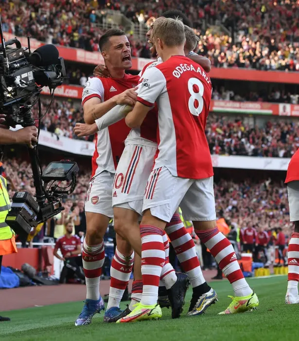 Framed Print : Arsenal's Emile Smith Rowe Scores First Goal in Derby Win Against Tottenham Framed Print : Arsenal's Emile Smith Rowe Scores First Goal in Derby Win Against Tottenham