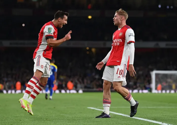 Framed Print : Arsenal's Emile Smith Rowe Scores Second Goal Against AFC Wimbledon in Carabao Cup Framed Print : Arsenal's Emile Smith Rowe Scores Second Goal Against AFC Wimbledon in Carabao Cup