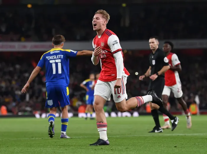 Framed Print : Arsenal's Emile Smith Rowe Scores Second Goal in Carabao Cup Win Against AFC Wimbledon Framed Print : Arsenal's Emile Smith Rowe Scores Second Goal in Carabao Cup Win Against AFC Wimbledon