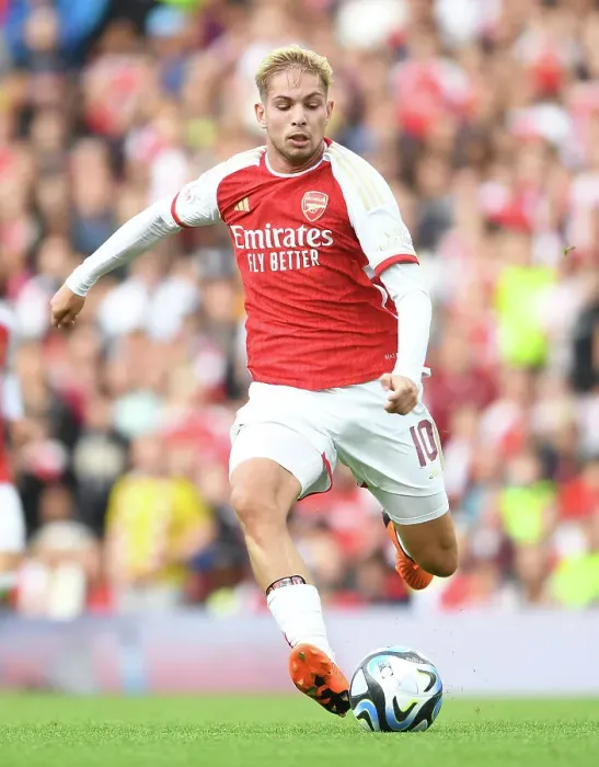 Framed Print : Arsenal's Emile Smith Rowe Shines in Arsenal FC vs AS Monaco Emirates Cup Clash (2023-24)