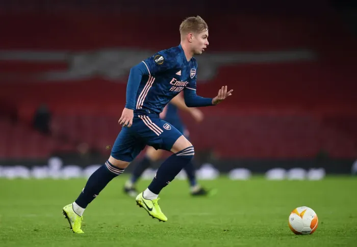 Framed Print : Arsenal's Emile Smith Rowe Shines in Europa League Clash Against Rapid Wien Framed Print : Arsenal's Emile Smith Rowe Shines in Europa League Clash Against Rapid Wien