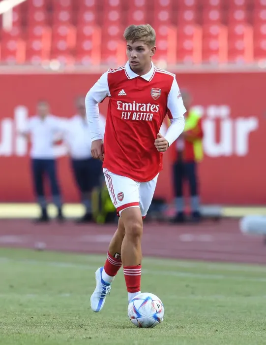 Framed Print : Arsenal's Emile Smith Rowe Shines in Pre-Season Clash Against 1. FC Nürnberg