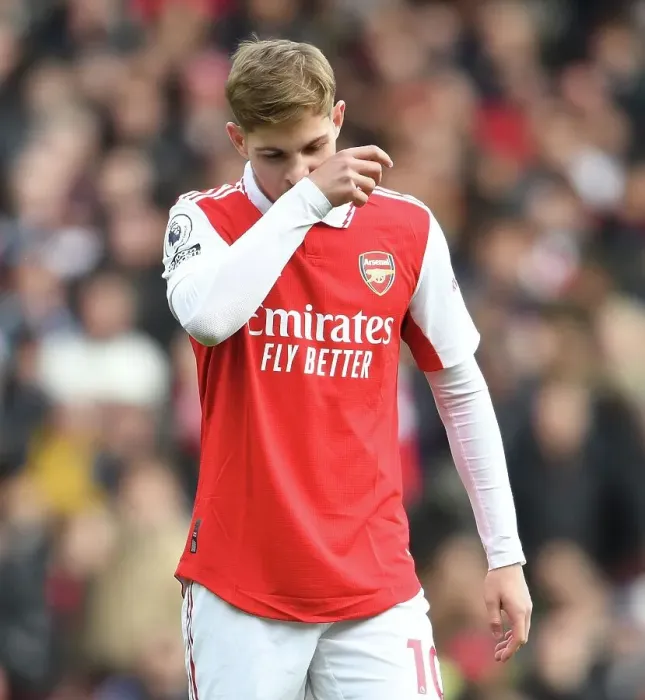 Framed Print : Arsenal's Emile Smith Rowe Shines in Premier League Clash Against Crystal Palace