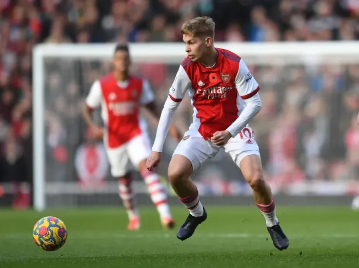 Framed Print : Arsenal's Emile Smith Rowe Shines in Premier League Clash Against Watford