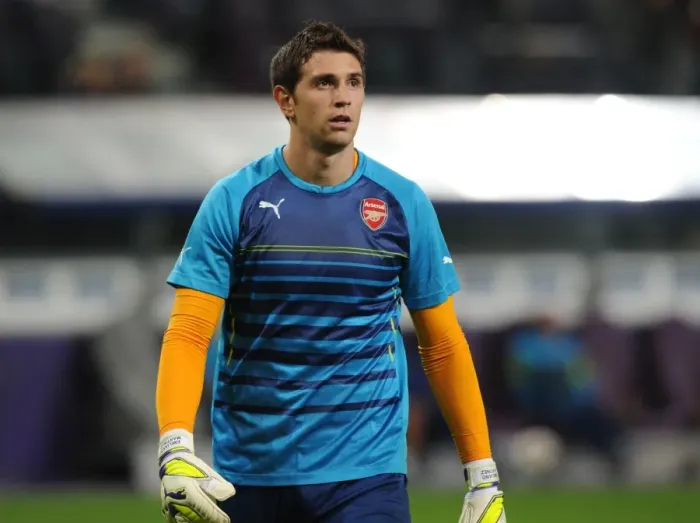 Framed Print : Arsenal's Emiliano Martinez Prepares for RSC Anderlecht Clash in 2014-15 Champions League Framed Print : Arsenal's Emiliano Martinez Prepares for RSC Anderlecht Clash in 2014-15 Champions League