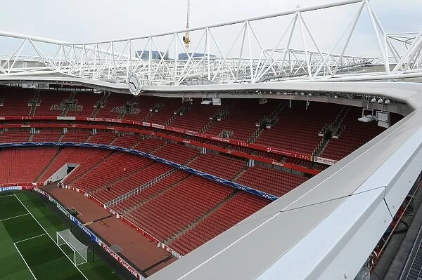 Arsenal's Emirates Stadium: Battlefield for Champions League Showdown Against Besiktas (2014 / 15)