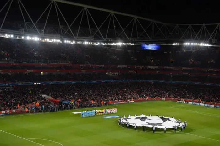 Framed Print : Arsenal's Emirates Stadium: Preparing for Marseille in the Champions League Framed Print : Arsenal's Emirates Stadium: Preparing for Marseille in the Champions League