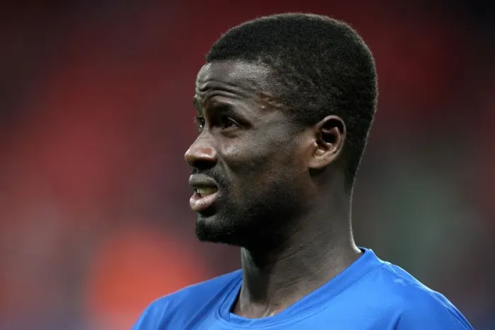 Framed Print : Arsenal's Emmanuel Eboue Shines in 6-0 UEFA Champions League Victory over SC Braga