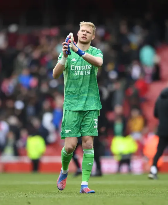 Framed Print : Arsenal's Emotional Victory: Aaron Ramsdale's Heartfelt Tribute to the Fans
