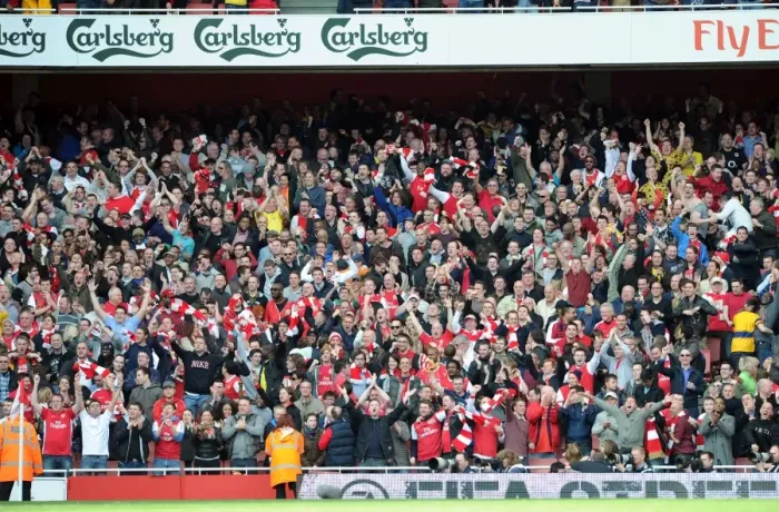 Framed Print : Arsenal's Euphoric Goal Celebration: Defeating Tottenham in the Premier League (2011-12)