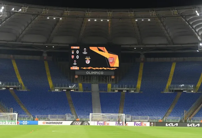 Framed Print : Arsenal's Europa League Battle at Stadio Olimpico: SL Benfica Showdown